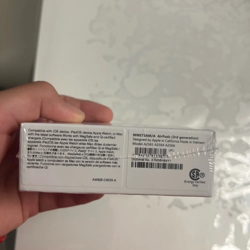 Wireless Earbuds - White
